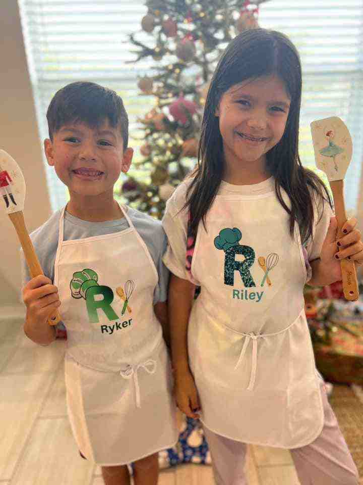 Kids Aprons for Cooking Fun - Durable & Easy to Clean