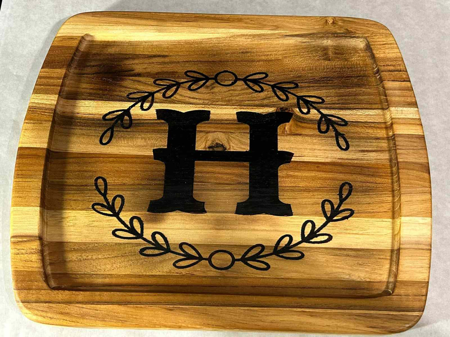 Wood Cutting Charcuterie Boards-Custom Designing Available