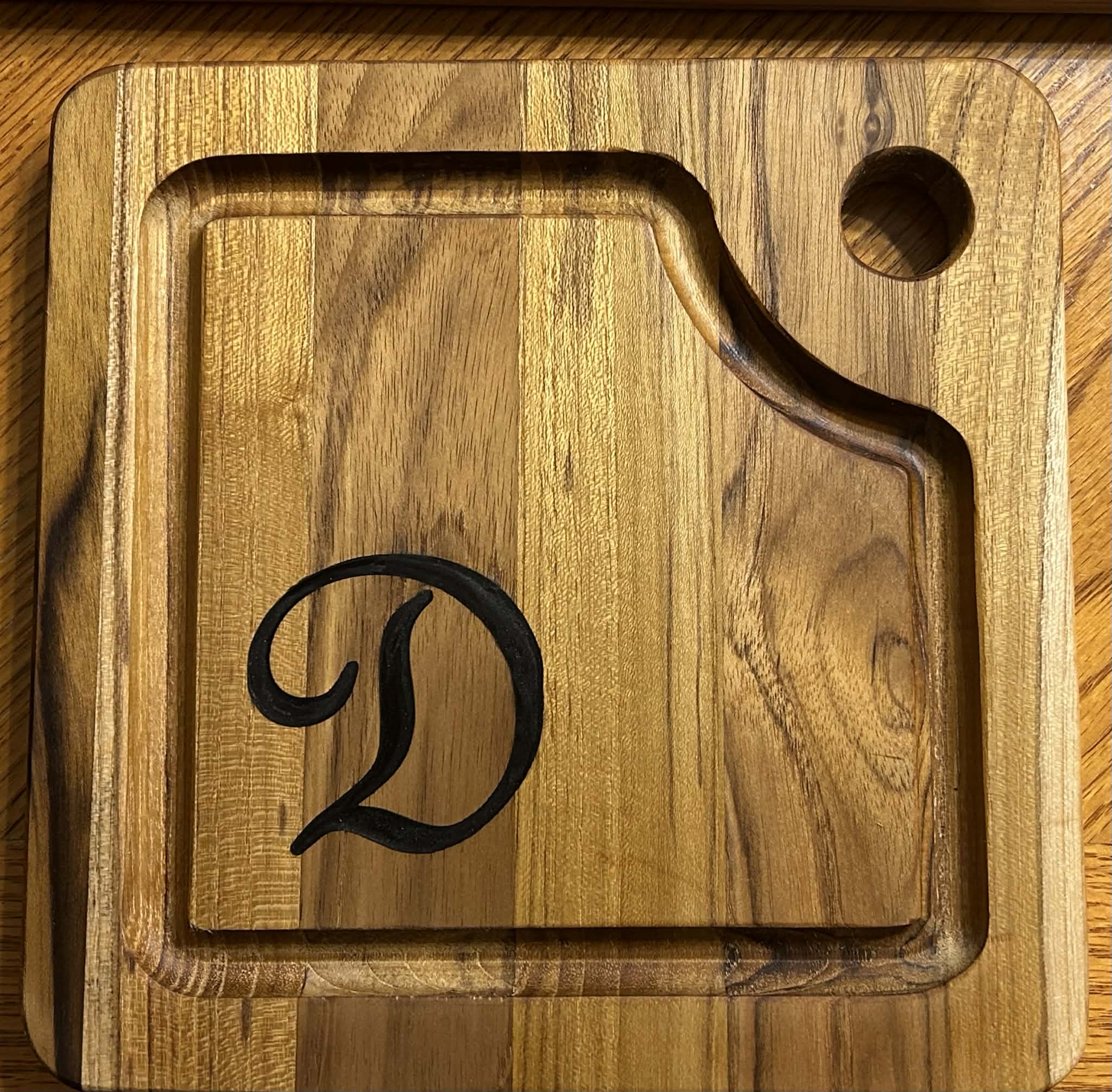 Wood Designed boards with Resin