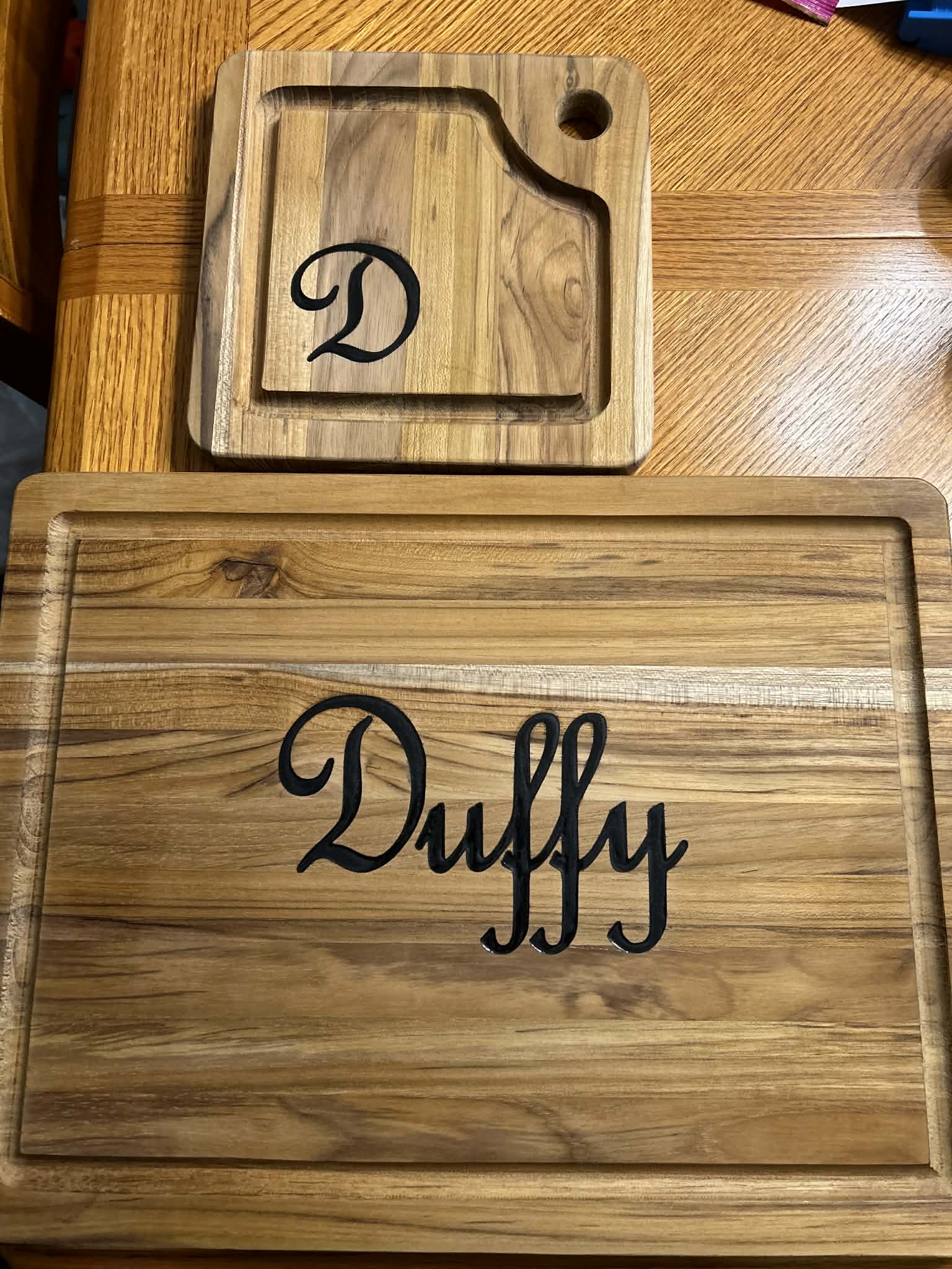 Wood Designed boards with Resin